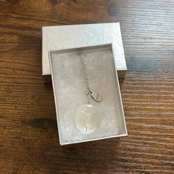 Dandelion Wish Pendant Necklace - Circle/Round - Picture 8 of 11
